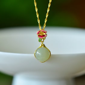 An Exquisite Sterling Silver-Gold Plated Inlaid White Jade Enamel Necklace,Inlaid Diamond