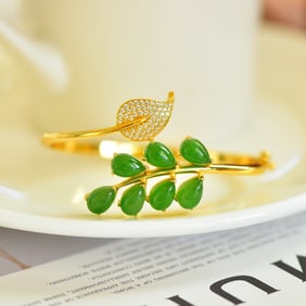 An Exquisite Sterling Silver-Gold Plated Inlaid Jasper Bracelet,Inlaid Diamond