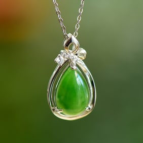 An Exquisite Sterling Silver Inlaid Jasper Necklace,Inlaid Diamond