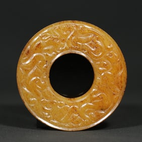 An Exquisite White Jade Auspicious Beast Pattern Pendant