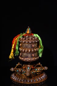 An Exquisite Silver Inlaid Gems Ornament