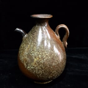 An Exquisite Ding yao Ewer