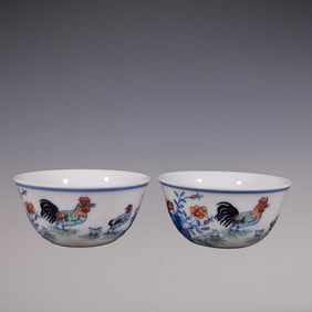 An Exquisite Doucai Blue and White Flower and Bird Pattern Cup