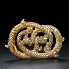 An Exquisite White Jade Dragon Pattern Ornament