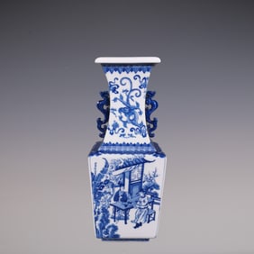 An Exquisite Blue and White Dragon Pattern Character and Story Pattern Double-Ears Vase