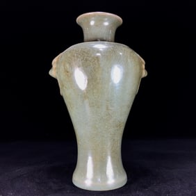 An Exquisite Ru yao Vase