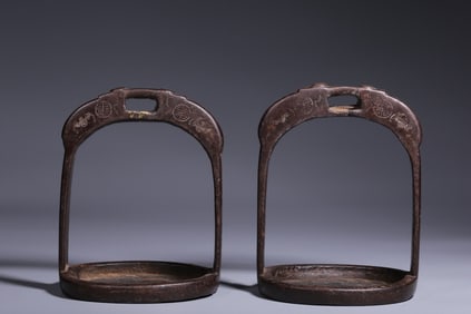 A Pair of Exquisite Iron and Silver Bats and Peach Pattern Ornament