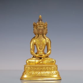 A Exquisite Gilt Bronze Statue of Amitayus