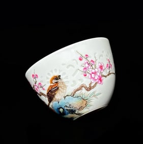 An Exquisite Enamel Flower and Bird Pattern with poem Cup