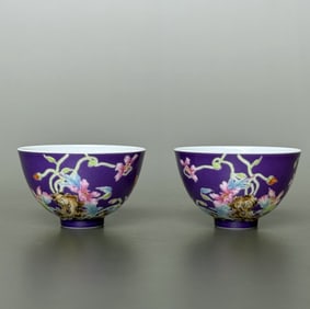 An Exquisite Enamel Lotus Pattern Cup