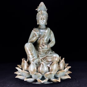 An Exquisite Ru yao Statue of Avalokitesvara