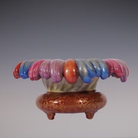 An Exquisite Enamel Iron-Red Painted Gold Lotus Pattern Brush Washer