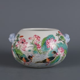 An Exquisite Famille-Rose Flower and Bird Pattern Double-Ears Brush Washer