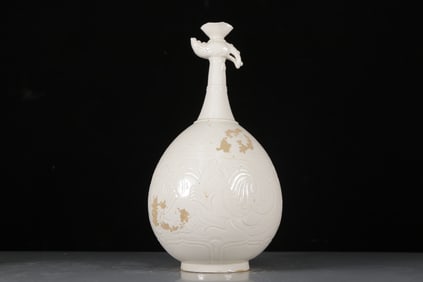A Exquisite Ding yao Flower Pattern Vase