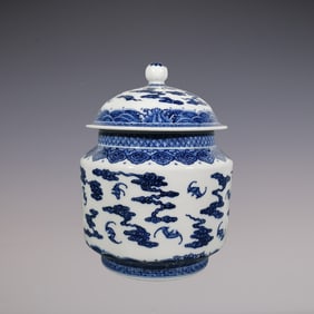 An Exquisite Blue and White Bats Pattern Seawater Pattern Tea Caddy