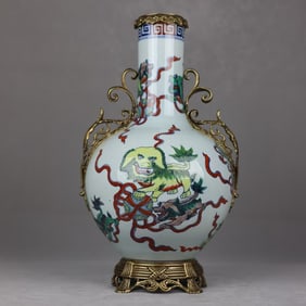 An Exquisite Doucai Inlaid Bronze Lion Pattern Double-Ears Vase