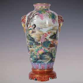 An Exquisite Enamel Iron-Red Painted Gold Flower and Bird Pattern with poem Double-Ears Vase