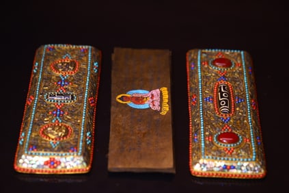 An Exquisite Wooden Inlaid Gems Sutra