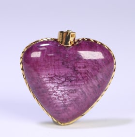 An Exquisite Gems Covered silver Pendant