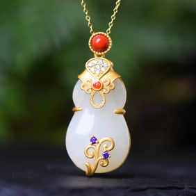 An Exquisite Sterling Silver-Gold Plated Inlaid White Jade Pendant,Inlaid Diamond