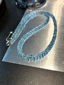 An Exquisite Aquamarine Bracelets