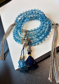An Exquisite Aquamarine Bracelets