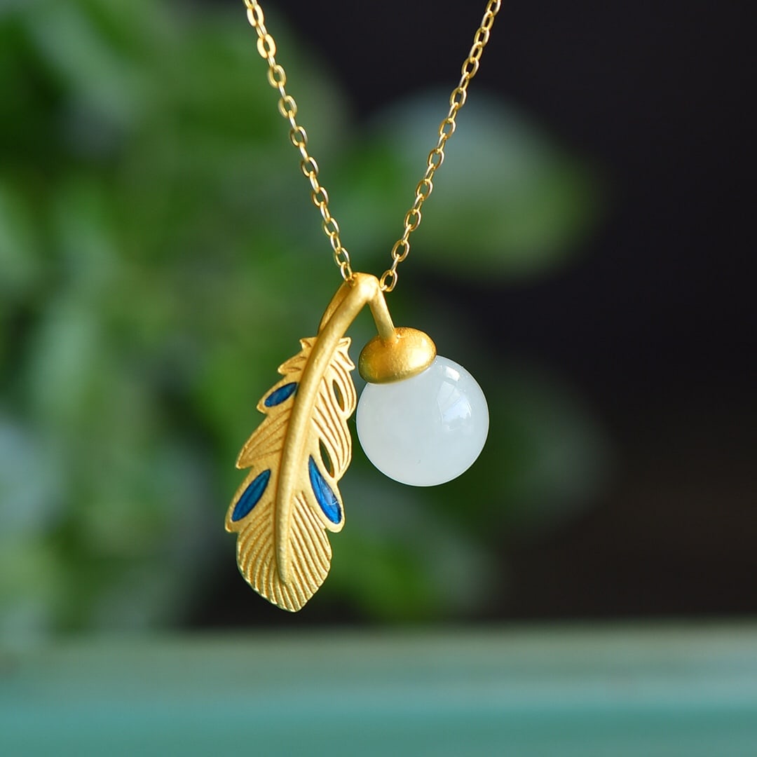 An Exquisite Sterling Silver-Gold Plated Inlaid White Jade Pendant: An Exquisite Sterling Silver-Gold Plated Inlaid White Jade Pendant ?????????