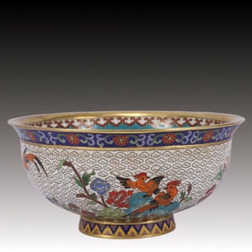 An Exquisite Cloisonne Flower and Bird Pattern Bowl