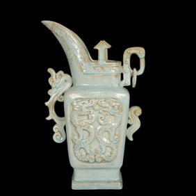 An Exquisite Ru yao Dragon Pattern Pot