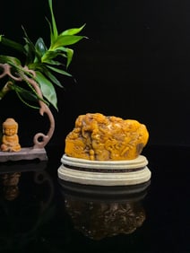 An Exquisite Tianhuang Stone Dragon Pattern Seal,with Poem