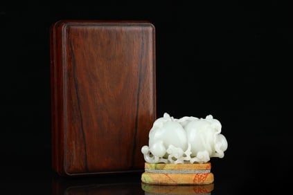 An Exquisite White Jade Peach Ornament