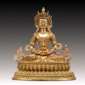 A Solemn Gilt Bronze Statue of Amitayus