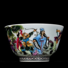 An Exquisite Enamel Character and Story Pattern Bowl