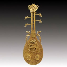 A Brilliant Gilt-Bronze 'Dragon& Phoenix' Pipa