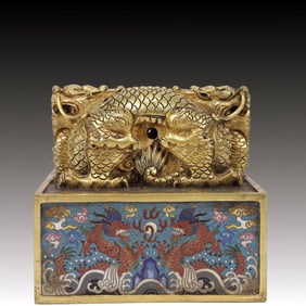 An Exquisite Cloisonne Auspicious Cloud and Dragon Pattern Seal