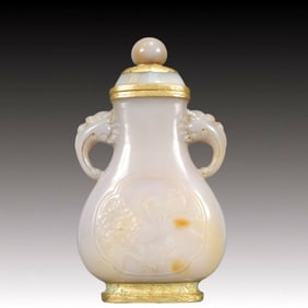 An Exquisite Agate Cover with Gold Flower and Bird Pattern Double-Ears Vase