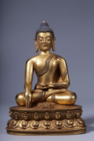 An Exquisite Gilt Bronze Statue of Sakyamuni