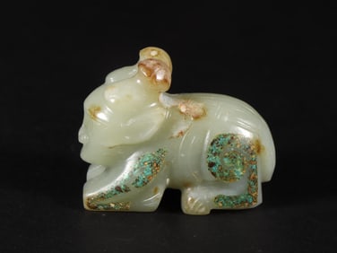 An Exquisite White Jade Inlaid Turquoise Auspicious Beast Ornament