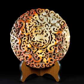 An Exquisite White Jade Chi-Dragon Pattern Ornament