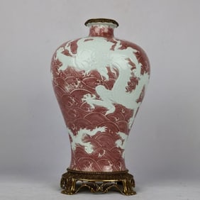 An Exquisite Underglaze-Red Inlaid Bronze Dragon Pattern Seawater Pattern Vase