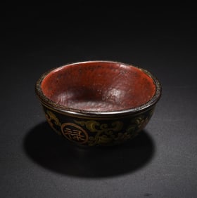 An Exquisite Black Lacquer Painted Gold Lotus Pattern Bowl
