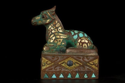 An Exquisite Bronze Inlaid Gold and Silver Auspicious Beast Seal