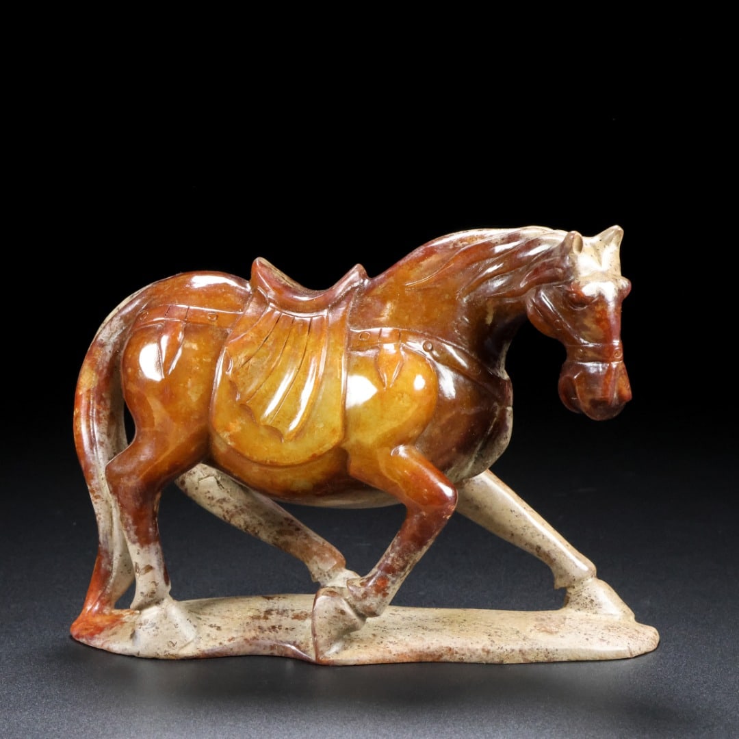 An Exquisite White Jade Horse Ornament (1 of 9)