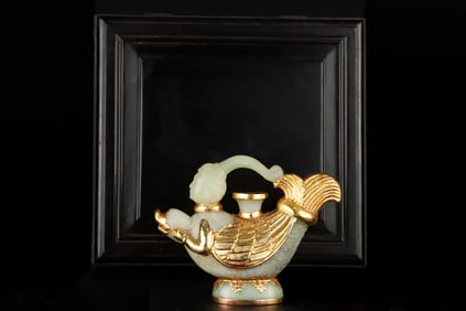 An Exquisite Gilt Bronze Ewer