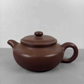 An Exquisite  Purple Sands Teapot
