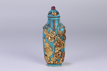 An Exquisite Gilt Silver Bats and Peach Pattern Snuff Bottle