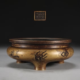 An Exquisite Bronze Eight Treasures Pattern Tripod Censer