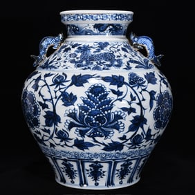 An Exquisite Blue and White Lotus Pattern Auspicious Beast Pattern Double-Ears Jar