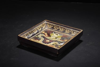 An Exquisite Black Lacquer Painted Gold Dragon Pattern Plate