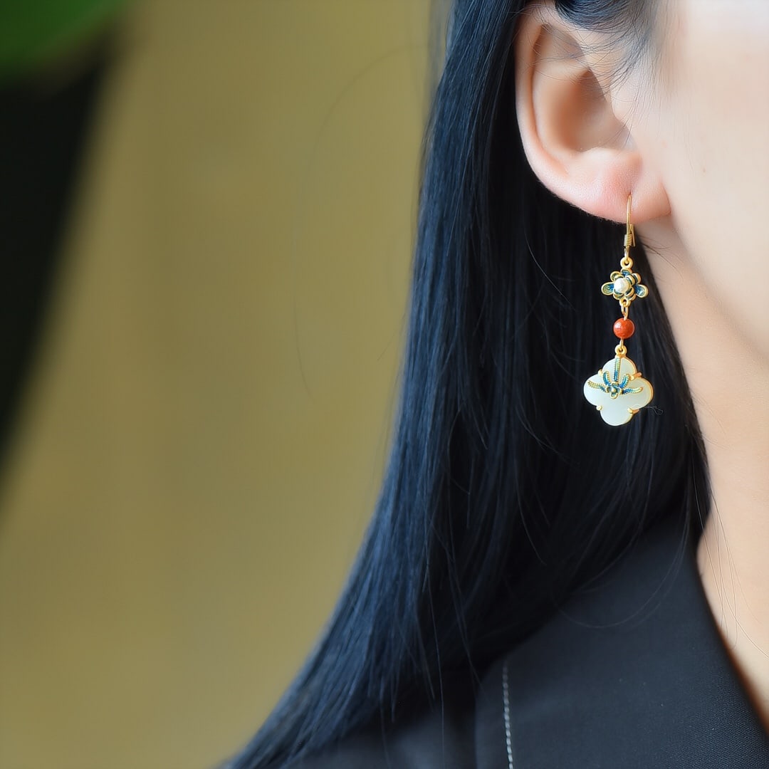 A Pair of Exquisite Sterling Silver-Gold Plated Inlaid White Jade Enamel Earrings,Inlaid Pearl: A Pair of Exquisite Sterling Silver-Gold Plated Inlaid White Jade Enamel Earrings,Inlaid Pearl ??????????????,??
